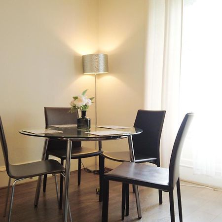 1 Bedrooms Flat In Central Edinburgh Haymarket, Heart Of Edinburgh Flat Sleeps 4 , ภายนอก รูปภาพ