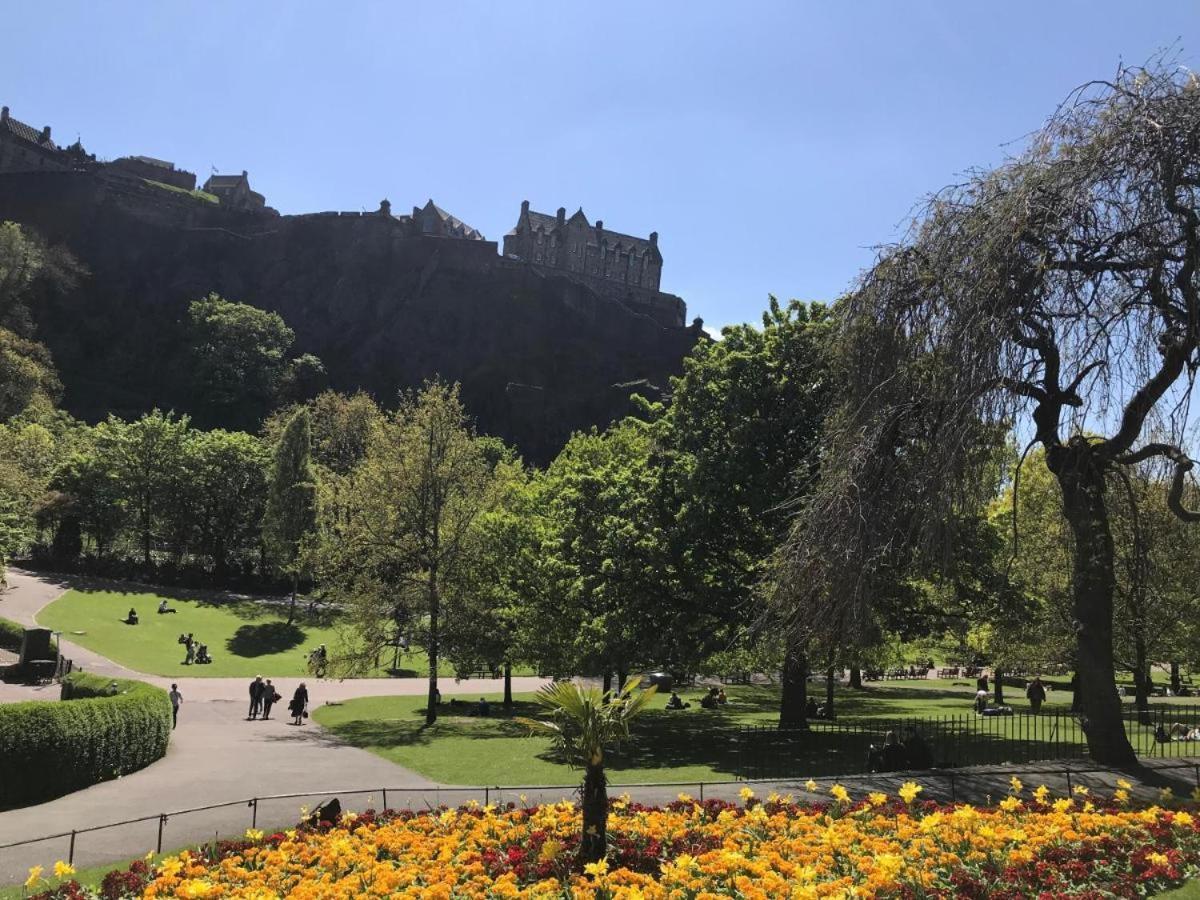 1 Bedrooms Flat In Central Edinburgh Haymarket, Heart Of Edinburgh Flat Sleeps 4 , ภายนอก รูปภาพ