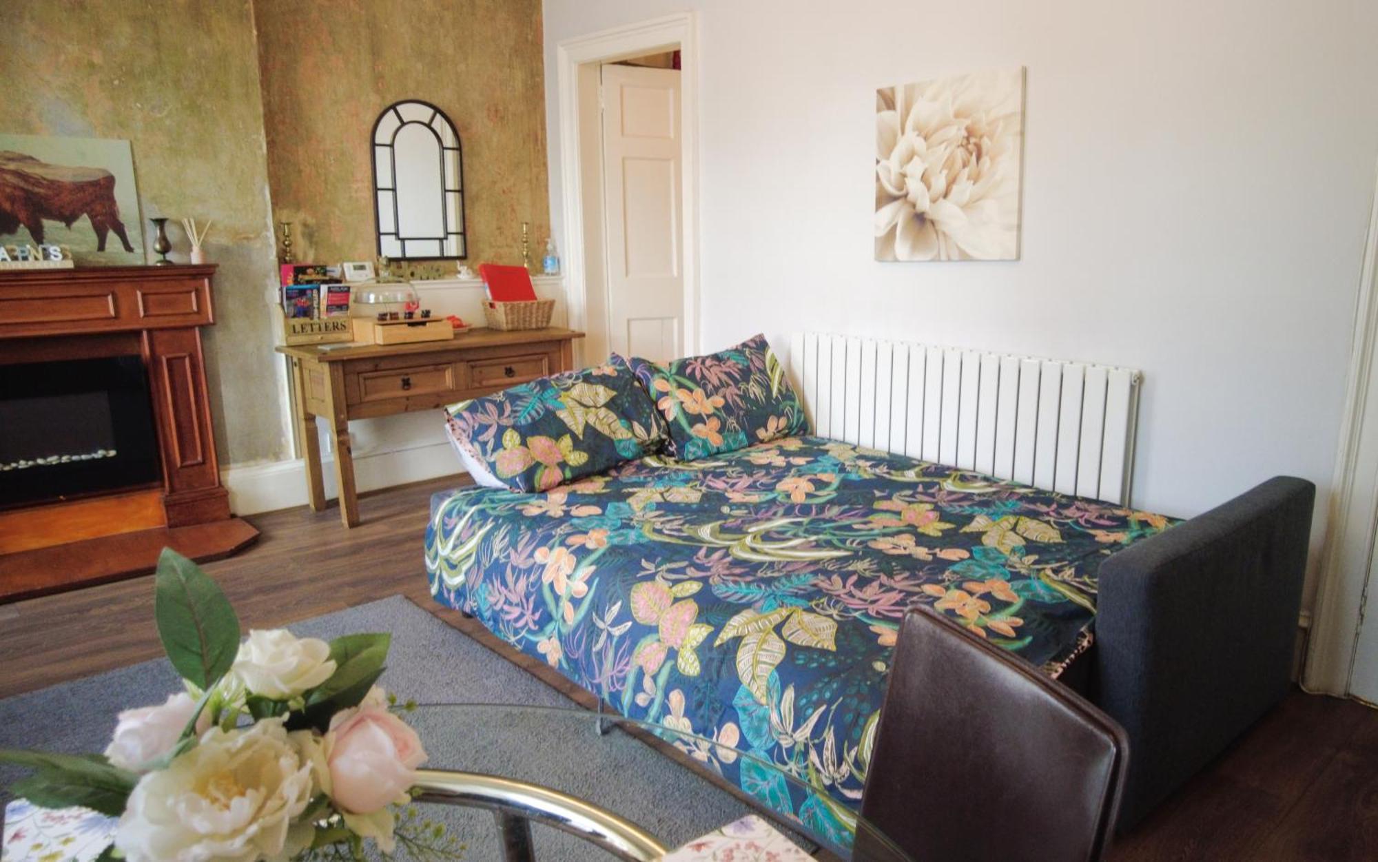 1 Bedrooms Flat In Central Edinburgh Haymarket, Heart Of Edinburgh Flat Sleeps 4 , ภายนอก รูปภาพ