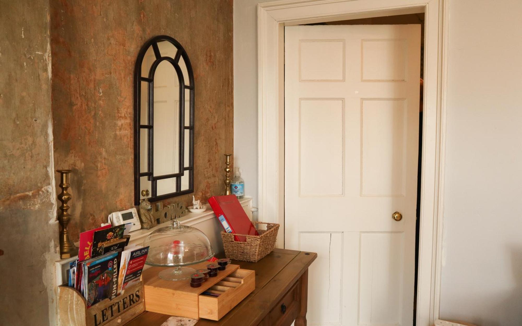 1 Bedrooms Flat In Central Edinburgh Haymarket, Heart Of Edinburgh Flat Sleeps 4 , ภายนอก รูปภาพ